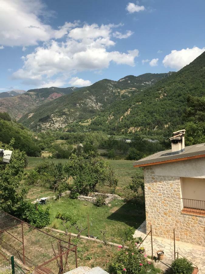 Gite De La Fontaine Gorges De Daluis Exterior foto
